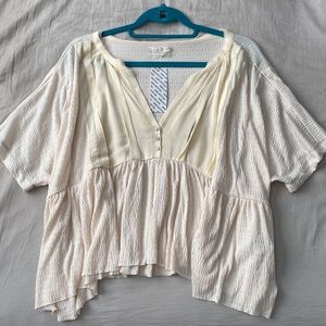 Urban Outfitters cream top Size M